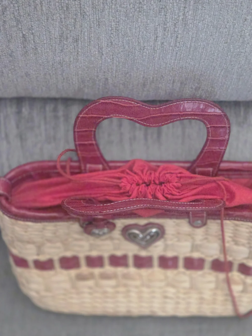 Heart-Accent Straw Tote Bag with Red Trim